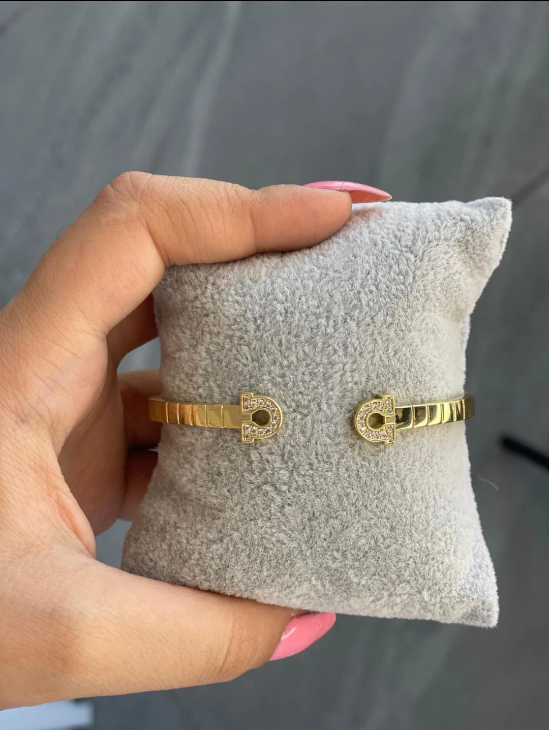 bangle