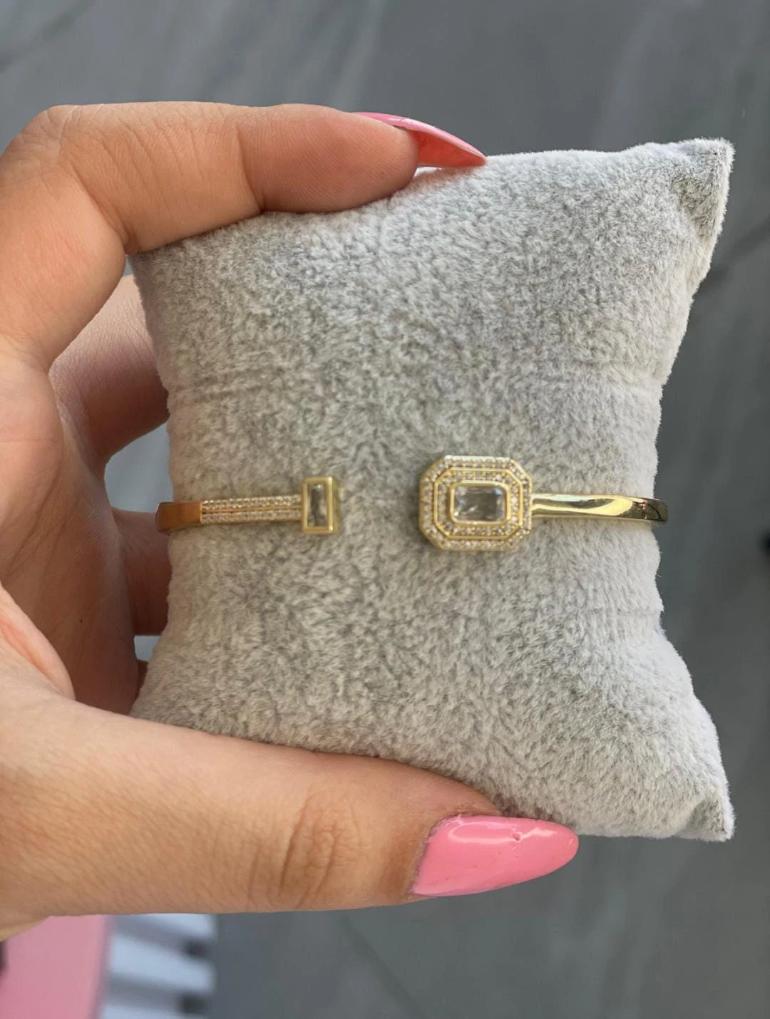 bangle