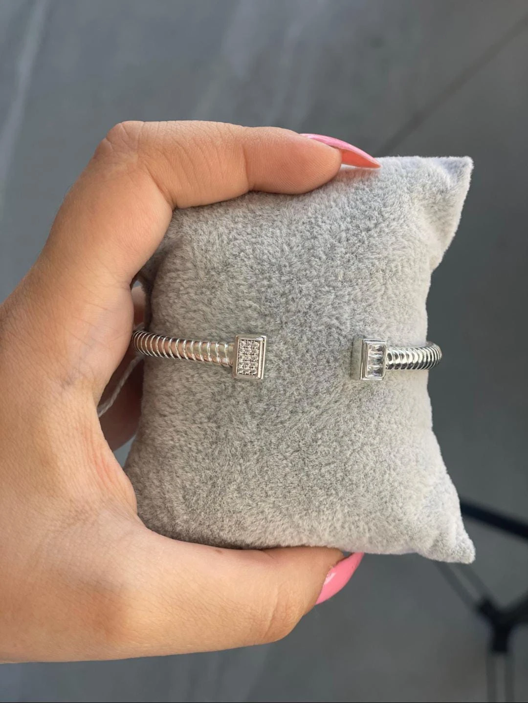 bangle