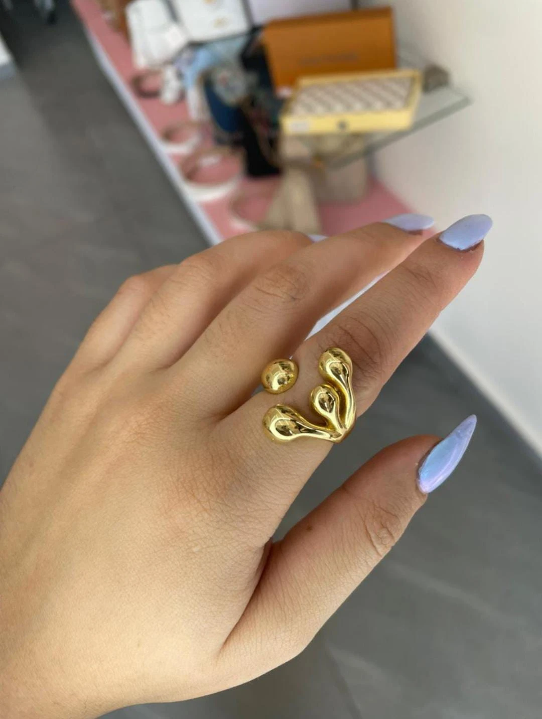 Ring